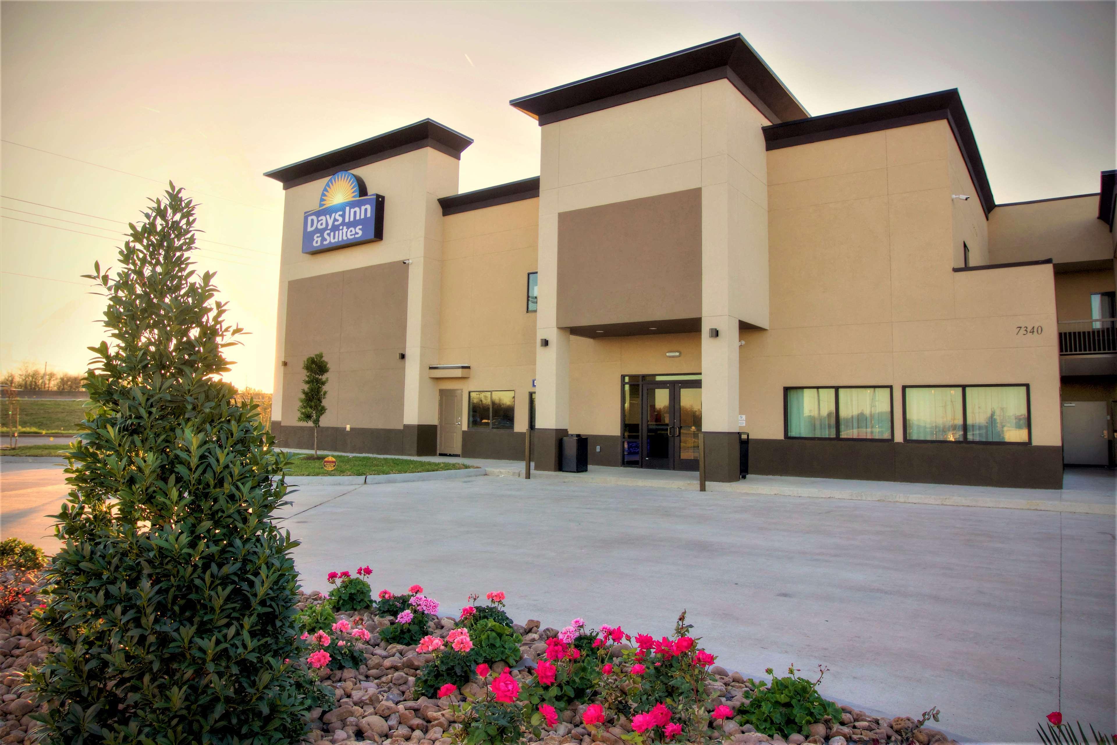 Days Inn & Suites By Wyndham Port Arthur Exterior foto